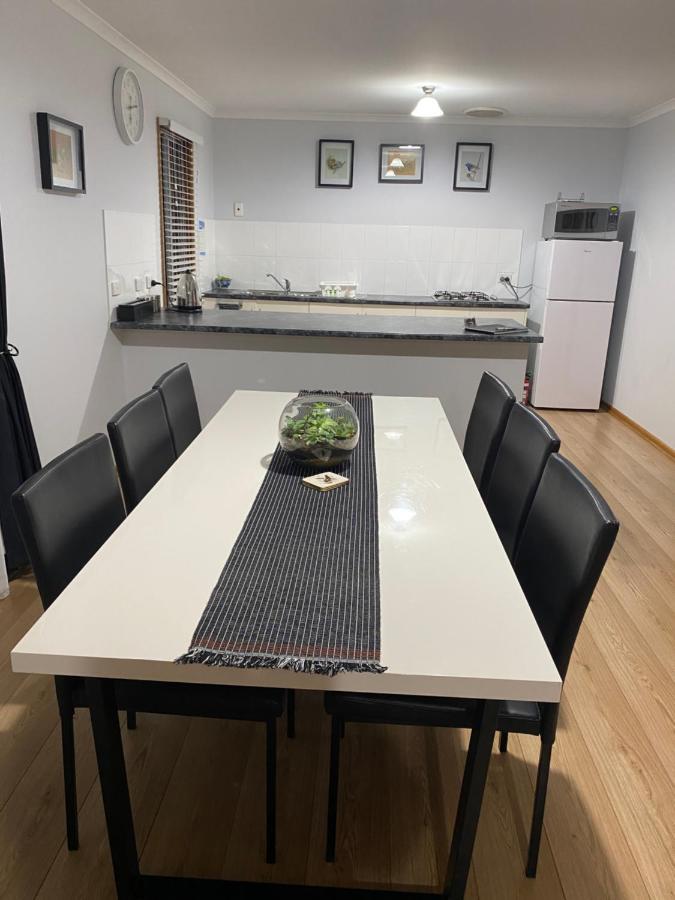 Lazy Days - Victor Harbor Holiday home *